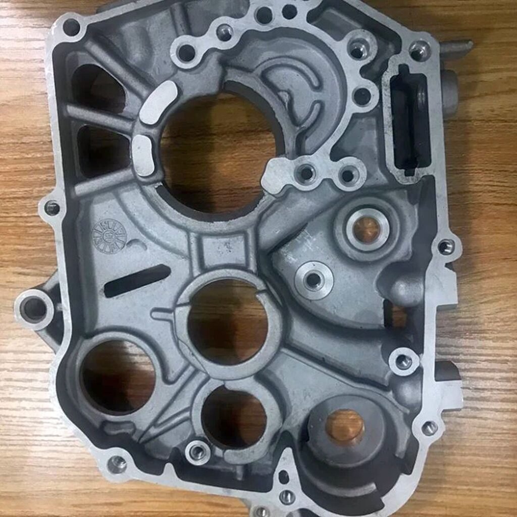 ইঞ্জিনের যন্ত্রাংশের পরিচিতি । অটোমোবাইল ইঞ্জিনিয়ারিং 21 ক্র্যাঙ্ককেস